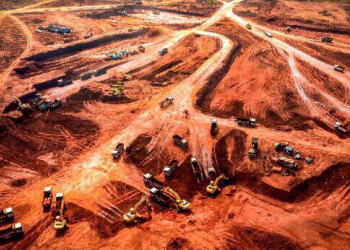 Tác giả Lò Văn Hợp, đạt Huy chương Đồng tại Liên hoan ảnh khu vực miền Đông Nam bộ lần thứ 29