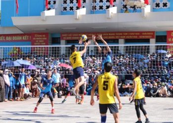 Không khí rộn ràng tại nơi ăn Tết độc lập lớn nhất cả nước