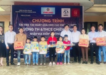 Viện IMRIC – Viện IRLPIE – VNELAND mang yêu thương đến học sinh nghèo trường miền núi TH&THCS Chiềng Khoa (huyện Vân Hồ, tỉnh Sơn La)