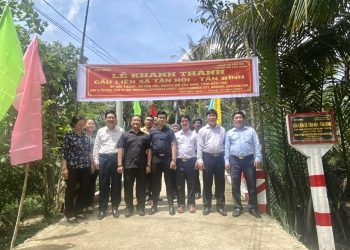 Viện IMRIC, Viện IRLPIE, Tạp chí Nhiếp ảnh và Đời sống phối hợp UBND xã Tân Hội tổ chức khánh thành cầu dân sinh liên xã Tân Hội – Tân Bình do Cty May Ruviteks LB Nga tài trợ