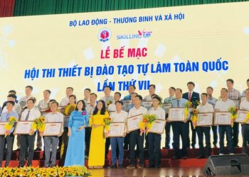 Trường CĐCĐ Cà Mau với hai mô hình thiết bị và mô hình đạt giải cao tại Hội thi thiết bị đào tạo tự làm lần VII năm 2022