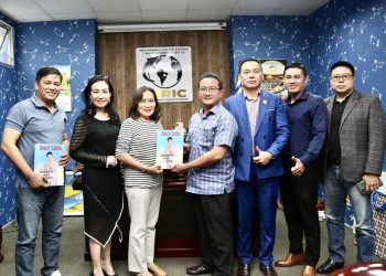 Bà Nguyễn Thị Độ – CEO Cty CP DTTP (Đà Nẵng), Cty CP tin học giải pháp tích hợp mở (TP.HCM) thăm, làm việc tại Viện IMRIC, Viện IRLPIE