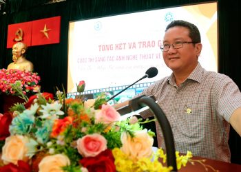 TS. Hồ Minh Sơn – Chủ tịch HĐQL Viện IRLPIE, Viện trưởng Viện IMRIC: Lực lượng CSGT được phép sử dụng vũ lực để trấn áp, khống chế người vi phạm ở một số trường hợp nhất định