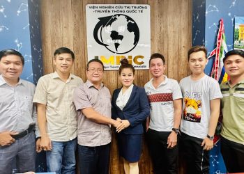 Viện IMRIC, Viện IRLPIE, Tạp chí Nhiếp ảnh và Đời sống phía Nam tiếp và làm việc với Cty TNHH TM XD Bách Khoa
