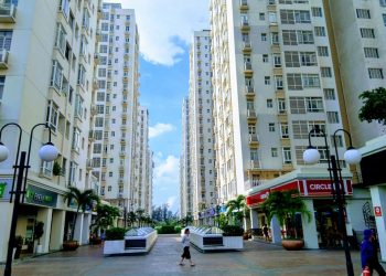 TS Hồ Minh Sơn – Chủ tịch HĐQL Viện IRLIE giải đáp thắc mắc pháp luật quy định như thế nào khi người ngoài bị căng dây cấm đi vào đường nội bộ của chung cư?