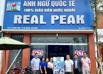 Viện IMRIC và Trung tâm tư vấn pháp luật Toàn Tâm (TTLCC) đến thăm và làm việc với Trung tâm Anh ngữ Quốc tế Real Peak tại Đắk Nông