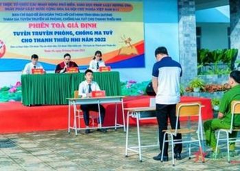 Phiên tòa giả – bài học thật