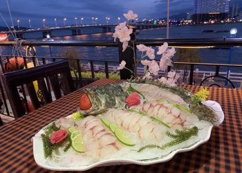 Nhà hàng hải sản “Hằng 66” góp phần khai thác thế mạnh ẩm thực để phát triển du lịch tỉnh Khánh Hoà