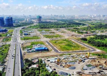 Bàn về quyền “chuyển nhượng quyền thuê trong hợp đồng thuê đất” theo Luật Đất đai năm 2024