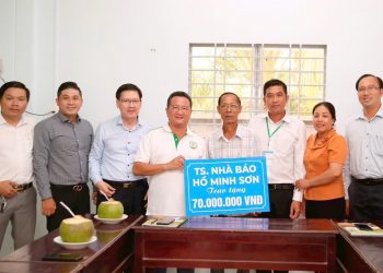 Viện IMRIC – Viện IRLIE; Tạp chí Doanh nghiệp và Trang trại Việt Nam: Trao kinh phí xây cầu nông thôn cho xã Phú Long
