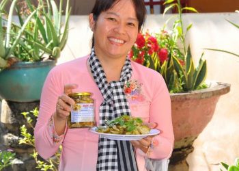 Dưa muối Tân Hương – Chứa đựng hồn quê, gửi gắm nghĩa tình Xứ Dừa