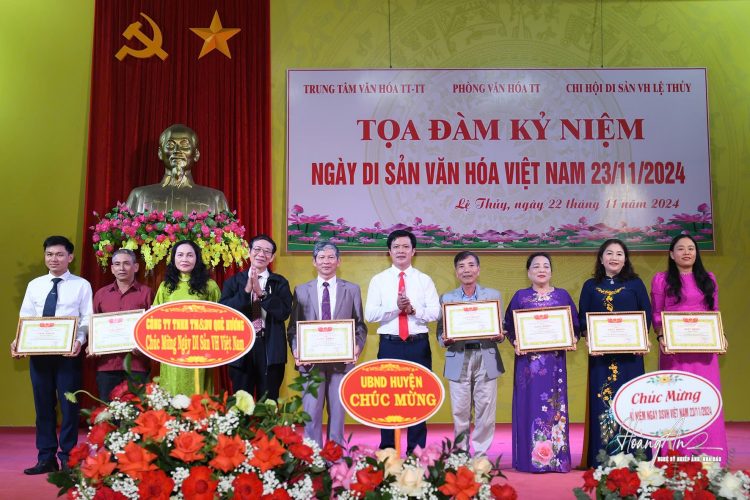 Nghệ nhân Thanh Tú vinh dự được vinh danh tại Lễ kỷ niệm ngày Di sản Văn hoá Việt Nam