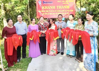 Bình Đại (Bến Tre): Khánh thành, đưa vào sử dụng cầu dân sinh tại xã Phú Long