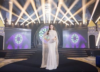NTK Hu Yu Ting khiến giới mộ điệu thời trang Việt thỏa lòng tại cuộc thi Hoa hậu Calgary Việt Nam Doanh nhân toàn cầu 2024