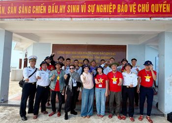 “Chuyến tàu Đại đoàn kết” – Dấu nối thiêng liêng từ đất liền đến Trường Sa, Nhà giàn DK1