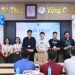 Những sinh viên đầu tiên của Trường ĐH Luật TP.HCM bất ngờđược nhận quà sinh nhật