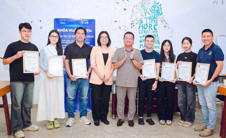 TS. Hồ Minh Sơn tham luận vấn đề pháp lý đặt ra trong việc phát triển và ứng dụng trí tuệ nhân tạo (AI)