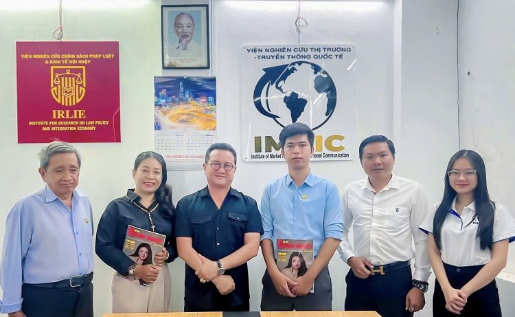 TS. Hồ Minh Sơn: Phân tích tội Trốn thuế, so sánh quy định về kế toán – Nhà hàng không nhận chuyển khoản, có thể vi phạm hành chính?