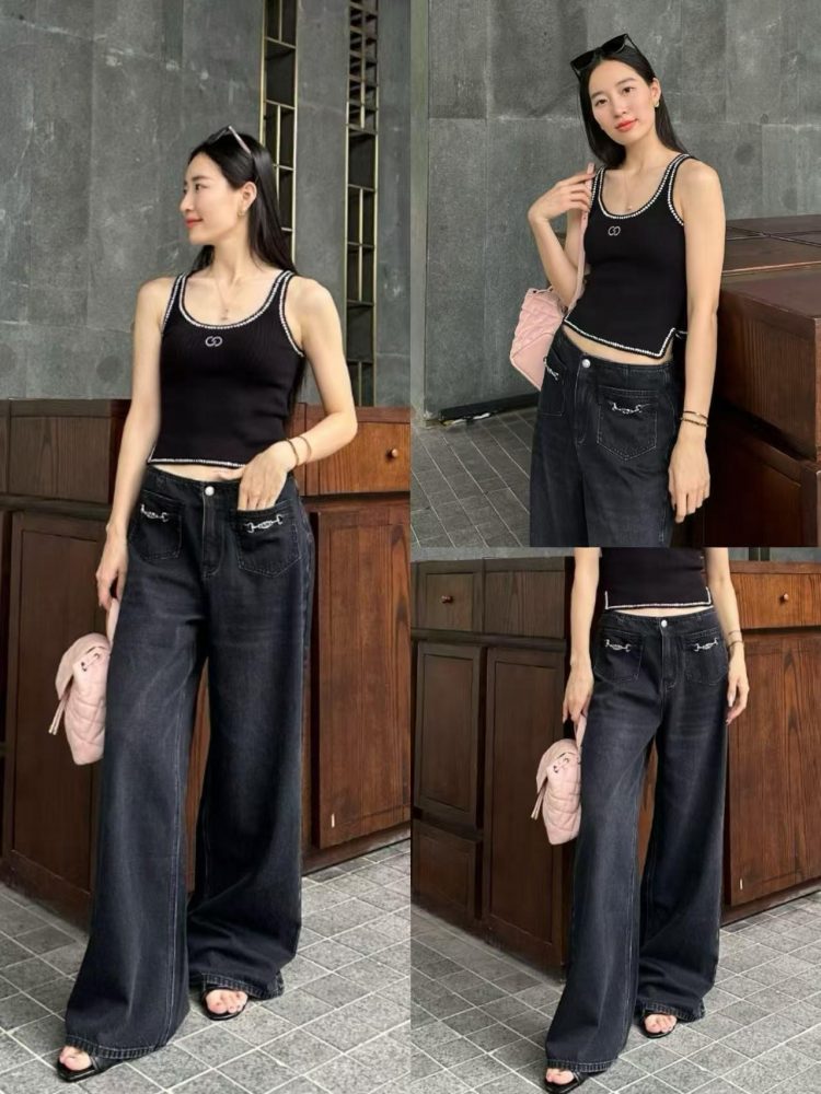 Xu hướng thời trang 2025: Áo phông và jean lên ngôi – Chester Charles dẫn đầu làn sóng tối giản đẳng cấp