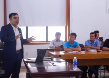 Hơn 30 Doanh nghiệp tham gia chuyên đề Quản trị Nhân sự Chuyên nghiệp được trao chứng nhận Startup MasterTrack