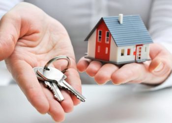 TS. Hồ Minh Sơn – Phó Chủ tịch Hiệp hội AVRCIPL, CTHĐQL Viện IRLIE phân tích tình huống tác động tới lãi suất cho vay?