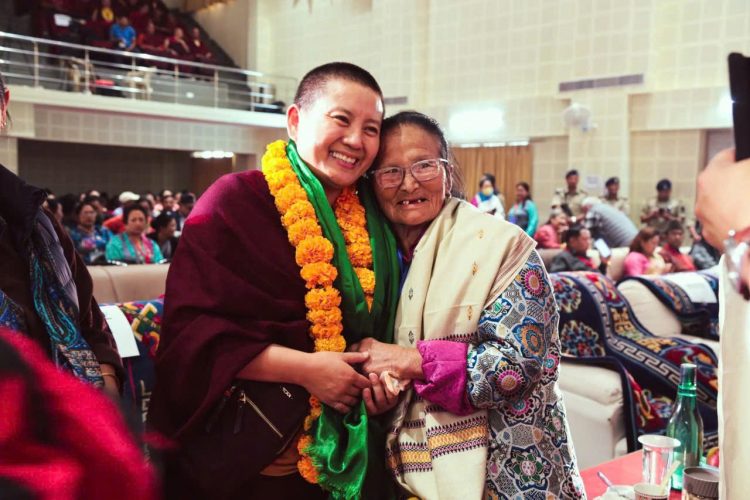 Ni sư Ani Choying Drolma sẽ mang tiếng hát Mantra Healing huyền thoại tại Việt Nam