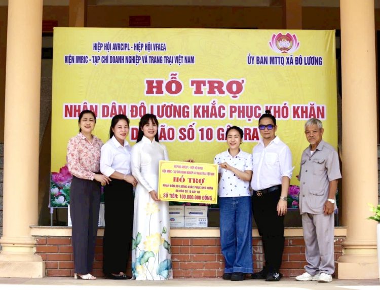 Hiệp hội AVRCIPL phối hợp Hiệp hội VCCDA và Viện IMRIC; Viện IRLIE sẻ chia với đồng bào bị ảnh hưởng bão lũ xã Đô Lương (tỉnh Nghệ An)