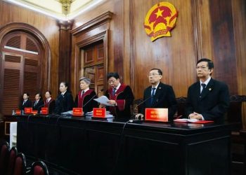 Thẩm phán nước ngoài tại tòa chuyên biệt trong IFC không phải tuyên thệ khi được bổ nhiệm