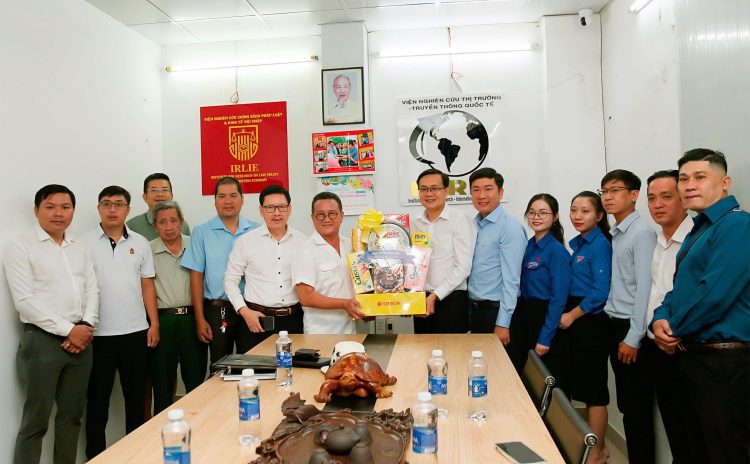 Viện IMRIC và Viện IRLIE tiếp và làm việc với Ban Thường vụ Tỉnh Đoàn Vĩnh Long