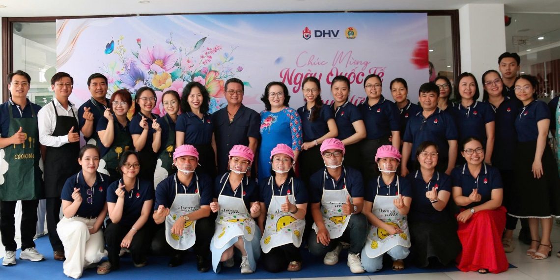 Sôi nổi Họi thi nấu ăn, Chương trình văn nghệ tại Trường Đại học Hùng Vương TP.HCM