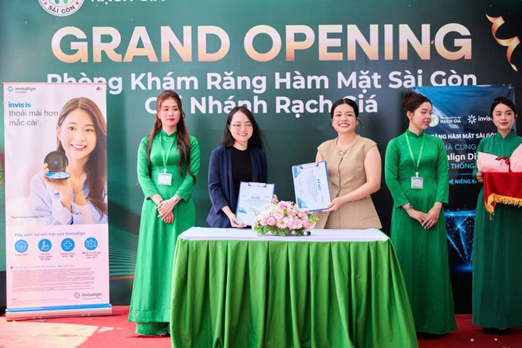 Khai trương phòng khám tại Rạch Giá (An Giang): Tiêu chuẩn quốc tế – Biểu tượng hợp tác vì sức khoẻ người dân – BV Răng Hàm Mặt Sài Gòn