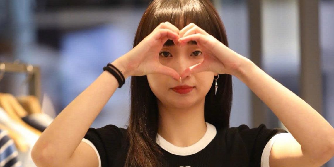 Chester Charles: Mang hoạ tiết bản đồ xu hướng, giới thiệu đến nàng các bản phối trẻ trung diện đi học, đi chơi; sang trọng và thanh lịch xuân hè 2026