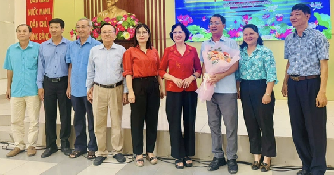 Hội Luật gia Tp.Hồ Chí Minh phối hợp UBND phường Cát Lái tổ chức thành lập Chi hội Luật gia phường Cát Lái
