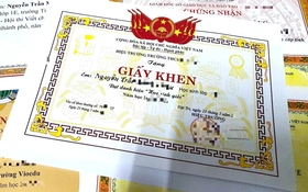 Cảnh báo nguy cơ lộ dữ liệu cá nhân từ việc khoe “Giấy khen” lên mạng xã hội