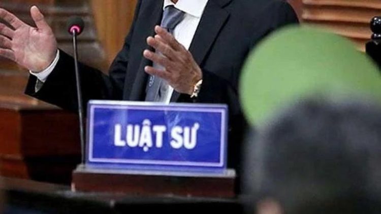 Sắp tới, người không có bằng cử nhân luật vẫn có thể làm luật sư? 