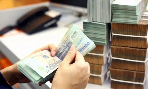 Bí thư chi bộ, Trưởng thôn, Tổ trưởng tổ dân phố được nhận 5.566.000 đồng/tháng mỗi người tiền phụ cấp theo Nghị quyết 33 khi làm việc tại thôn, tổ dân phố thế nào?