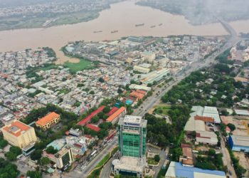 Chậm giải quyết hồ sơ chuyển đất ở, người phụ nữ kiện đòi bồi thường 1,6 tỷ đồng