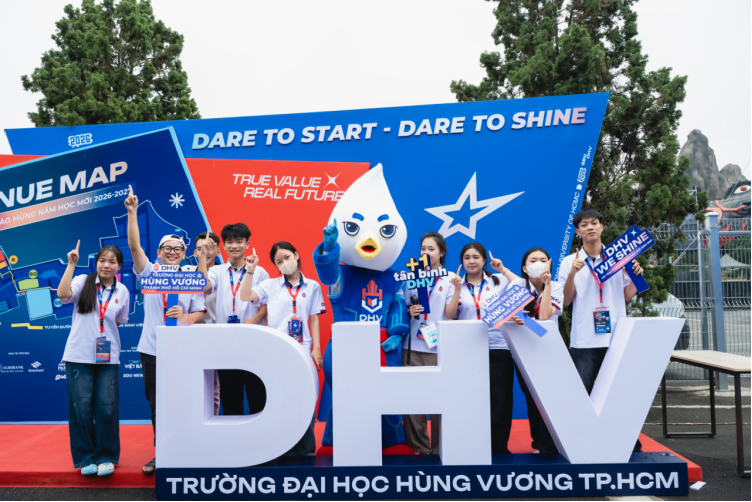 DHV tổ chức Hội trại chào mừng năm học mới 2026 – 2027 “Khởi đầu&Toả sáng” cho gần 3.000 sinh viên